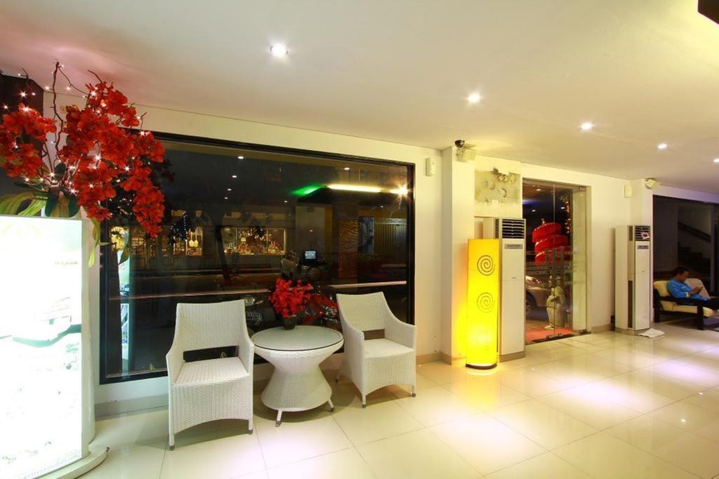 Gosyen Hotel Легиан Экстерьер фото