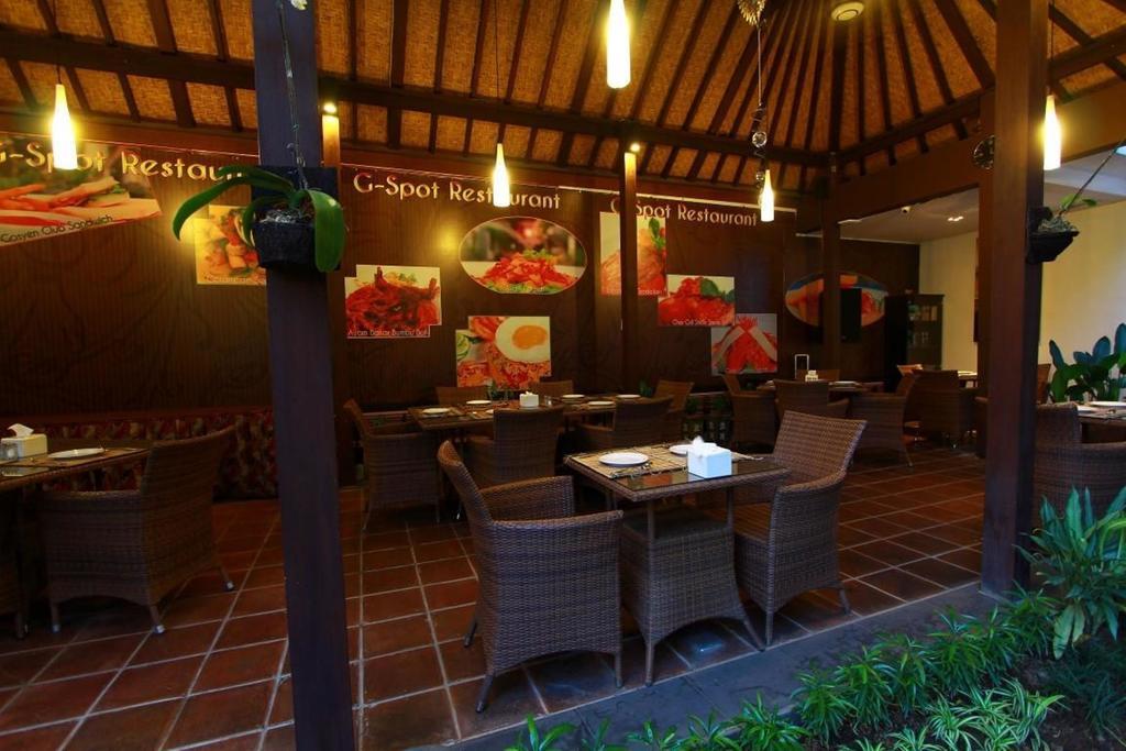 Gosyen Hotel Легиан Экстерьер фото