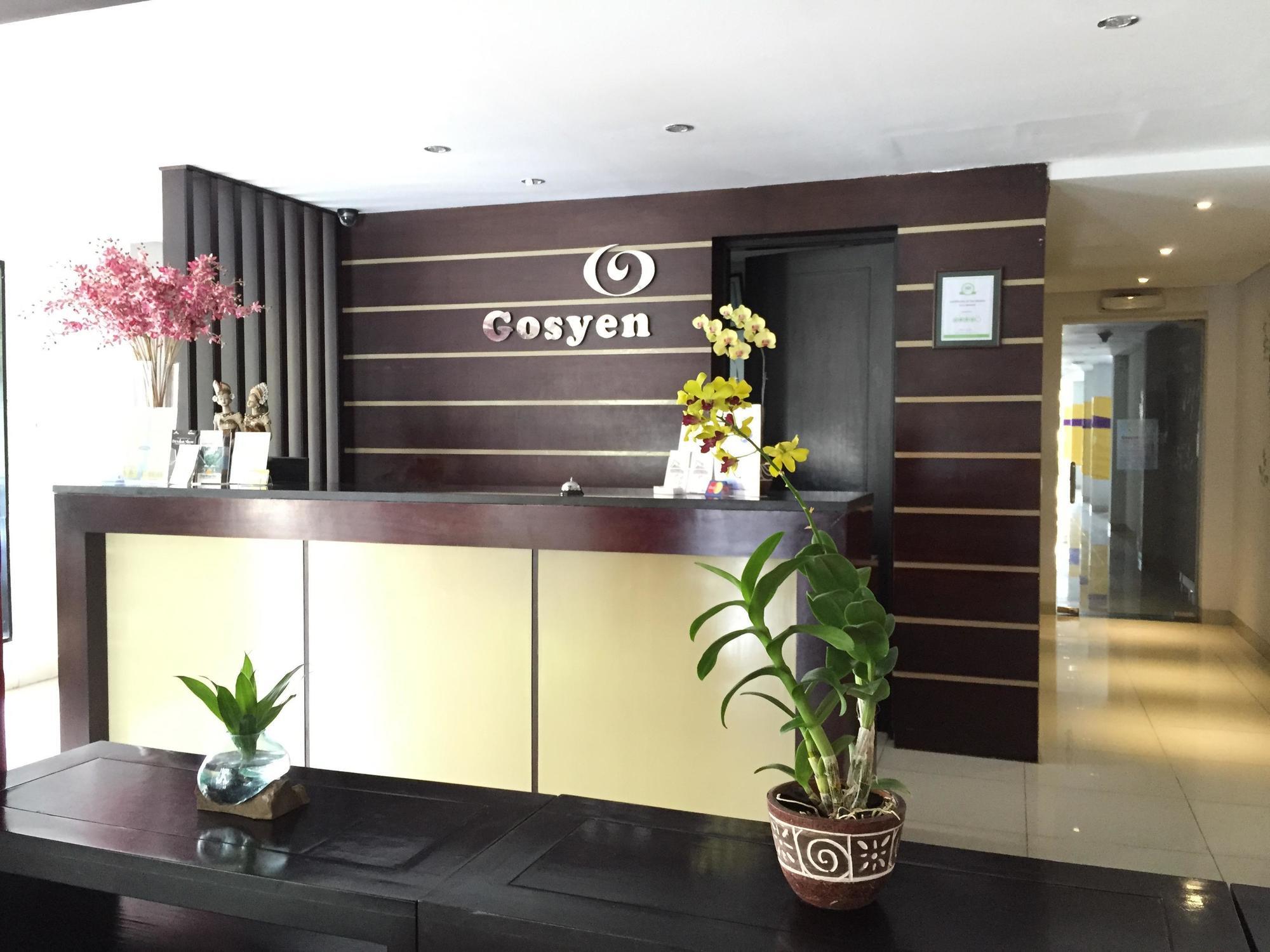 Gosyen Hotel Легиан Экстерьер фото